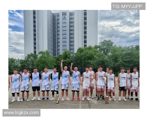 大学生篮球比赛总结与反思提升团队合作精神与个人技术水平的经验分享